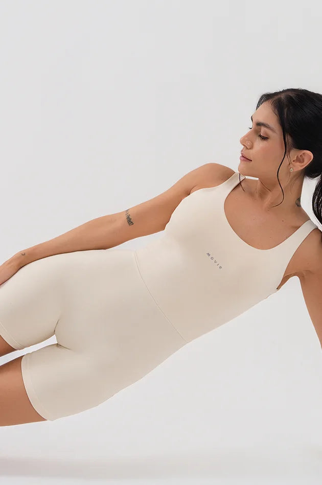 Macaquinho Sirena Movie Fitness - Off-White